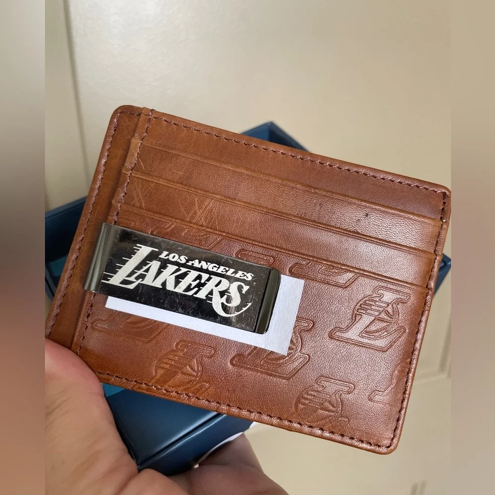 Lakers wallet